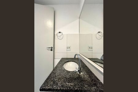 Apartamento para alugar com 57m², 2 quartos e 1 vaga Apartamento para alugar com 57m², 2 quartos e 1 vagaBanheiro