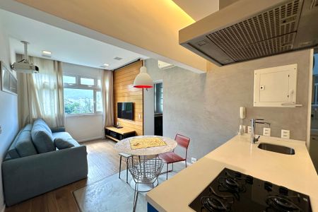 Apartamento para alugar com 2 quartos, 70m² em Leblon, Rio de Janeiro