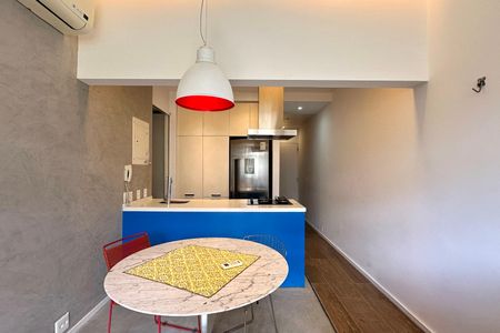 Apartamento para alugar com 70m², 2 quartos e 1 vaga