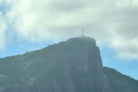 Apartamento para alugar com 70m², 2 quartos e 1 vaga