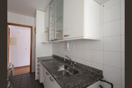 Apartamento para alugar com 66m², 2 quartos e 2 vagasCozinha