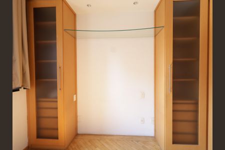 Apartamento para alugar com 66m², 2 quartos e 2 vagasQuarto 2