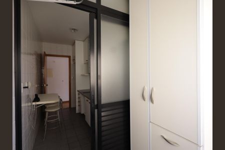Apartamento para alugar com 66m², 2 quartos e 2 vagasÁrea de Serviço