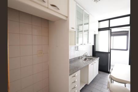 Apartamento para alugar com 66m², 2 quartos e 2 vagasCozinha