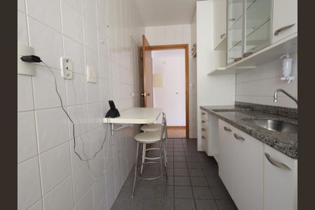 Apartamento para alugar com 66m², 2 quartos e 2 vagasCozinha