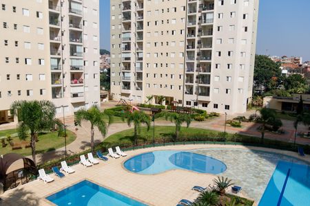 Apartamento à venda com 65m², 3 quartos e 1 vaga Apartamento à venda com 65m², 3 quartos e 1 vagaÁrea comum - Piscina