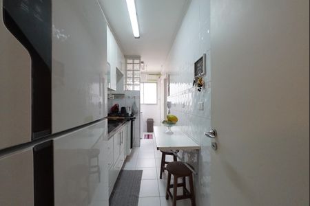 Apartamento para alugar com 70m², 2 quartos e 1 vagaCozinha