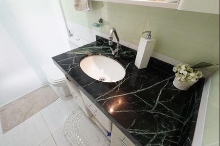 Apartamento para alugar com 70m², 2 quartos e 1 vagaBanheiro Social