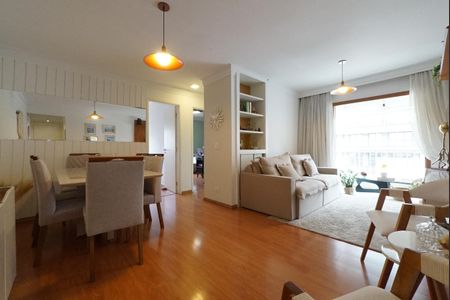 Apartamento para alugar com 70m², 2 quartos e 1 vagaSala