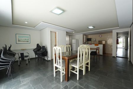 Apartamento para alugar com 70m², 2 quartos e 1 vagaÁrea comum