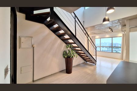 Apartamento para alugar com 140m², 2 quartos e 2 vagasSala