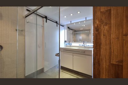 Apartamento para alugar com 140m², 2 quartos e 2 vagasBanheiro da Suíte