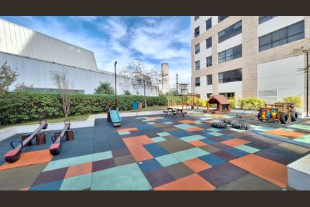 Apartamento para alugar com 140m², 2 quartos e 2 vagasÁrea comum - Playground