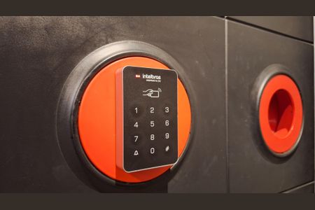 Apartamento para alugar com 140m², 2 quartos e 2 vagasFechadura eletrônica