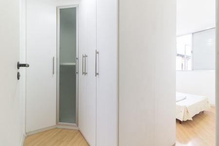 Apartamento para alugar com 80m², 2 quartos e 1 vagaCloset da Suíte