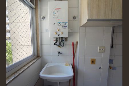 Apartamento à venda com 77m², 3 quartos e 1 vagaÁrea de serviço