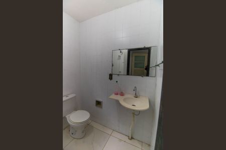 Banheiro de casa para alugar com 1 quarto, 60m² em Charitas, Niterói