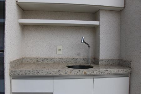 Apartamento para alugar com 79m², 1 quarto e 2 vagassacada- torneira