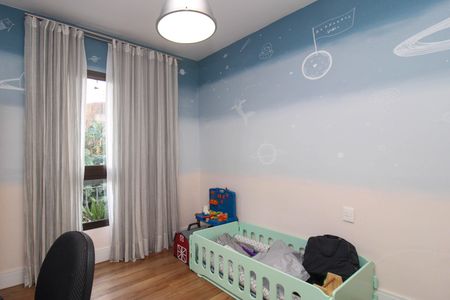 Apartamento à venda com 177m², 4 quartos e 3 vagasQuarto 2