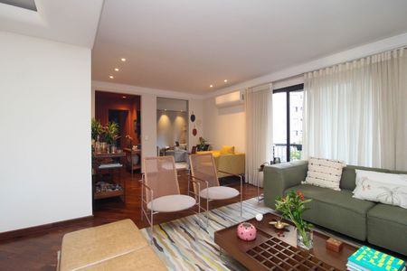 Sala  de apartamento à venda com 4 quartos, 177m² em Jardim Ampliação, São Paulo