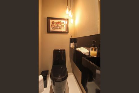 Apartamento à venda com 177m², 4 quartos e 3 vagasLavabo 