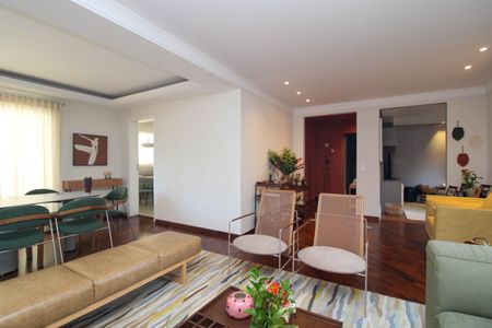 Apartamento à venda com 177m², 4 quartos e 3 vagasSala 