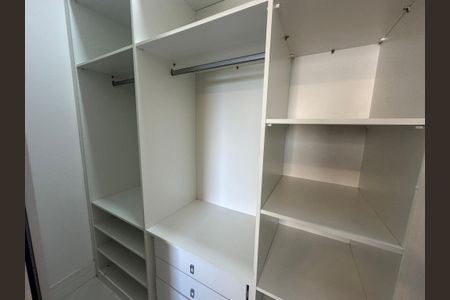 Apartamento à venda com 51m², 1 quarto e 1 vagaCloset da suíte