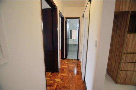 Apartamento à venda com 75m², 2 quartos e 1 vagaCorredor