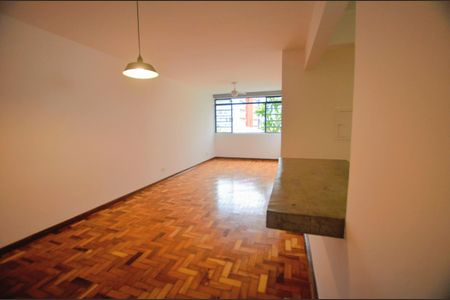 Apartamento à venda com 75m², 2 quartos e 1 vagaSala