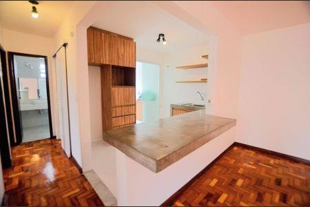 Apartamento à venda com 75m², 2 quartos e 1 vagaSala