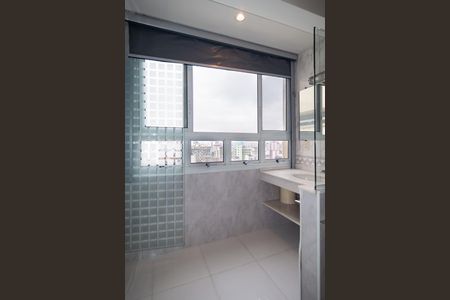Apartamento para alugar com 150m², 2 quartos e sem vaga Apartamento para alugar com 150m², 2 quartos e sem vagaBanheiro da suíte