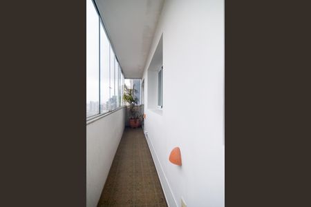 Apartamento para alugar com 150m², 2 quartos e sem vaga Apartamento para alugar com 150m², 2 quartos e sem vagaCorredor