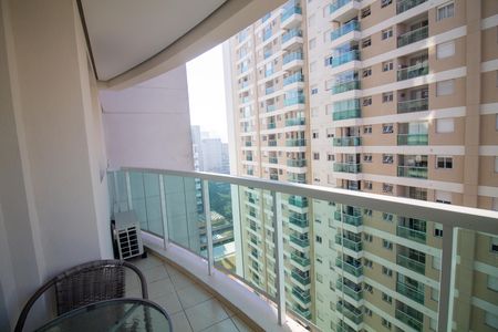 Apartamento à venda com 38m², 1 quarto e 1 vaga Apartamento à venda com 38m², 1 quarto e 1 vagaTerraço