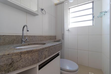 Apartamento para alugar com 45m², 2 quartos e 1 vaga Apartamento para alugar com 45m², 2 quartos e 1 vagaBanheiro