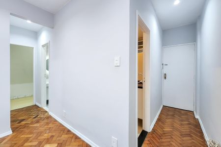 Sala  de apartamento para alugar com 1 quarto, 47m² em Botafogo, Rio de Janeiro