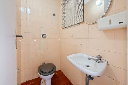 Casa à venda com 260m², 4 quartos e 4 vagas Casa à venda com 260m², 4 quartos e 4 vagasEdícula