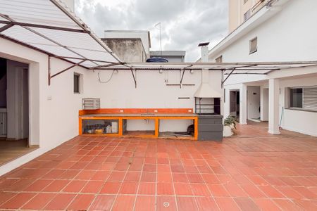 Casa à venda com 260m², 4 quartos e 4 vagas Casa à venda com 260m², 4 quartos e 4 vagasÁrea Externa