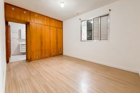 Casa à venda com 260m², 4 quartos e 4 vagas Casa à venda com 260m², 4 quartos e 4 vagasSuíte 3