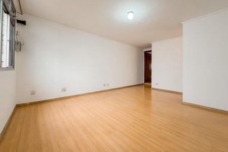 Casa à venda com 260m², 4 quartos e 4 vagas Casa à venda com 260m², 4 quartos e 4 vagasSala