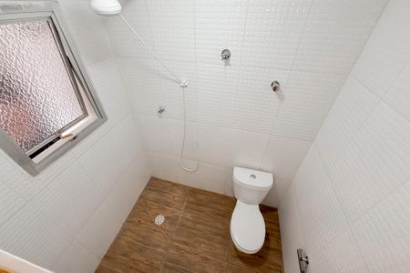Casa à venda com 260m², 4 quartos e 4 vagas Casa à venda com 260m², 4 quartos e 4 vagasBanheiro de Serviço