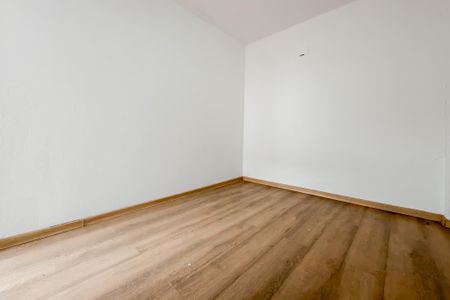 Casa à venda com 260m², 4 quartos e 4 vagas Casa à venda com 260m², 4 quartos e 4 vagasQuarto de Serviço