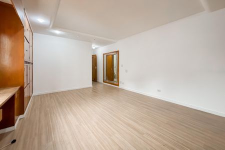 Casa à venda com 260m², 4 quartos e 4 vagas Casa à venda com 260m², 4 quartos e 4 vagasSuíte 4