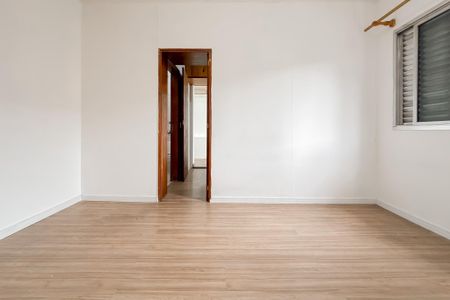 Casa à venda com 260m², 4 quartos e 4 vagas Casa à venda com 260m², 4 quartos e 4 vagasSuíte 2
