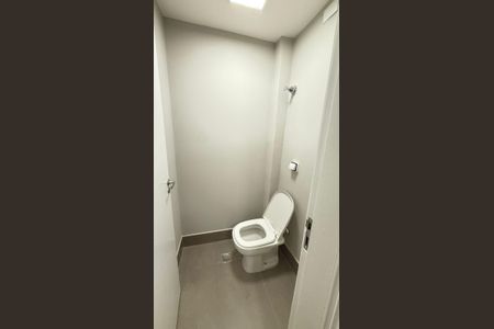 Lavabo de apartamento para alugar com 2 quartos, 100m² em Bela Vista, São Paulo