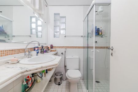 Apartamento à venda com 146m², 3 quartos e 1 vagaBanheiro da Suíte 2