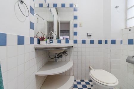 Apartamento à venda com 146m², 3 quartos e 1 vagaBanheiro da Suíte 1