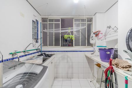 Apartamento à venda com 146m², 3 quartos e 1 vagaÁrea de Serviço