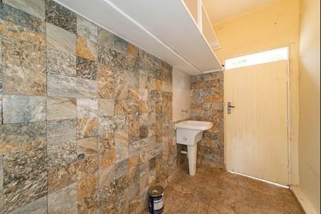 Casa para alugar com 500m², 4 quartos e 2 vagas Casa para alugar com 500m², 4 quartos e 2 vagasLavanderia