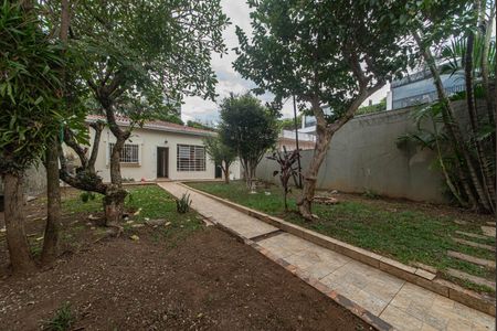 Casa para alugar com 500m², 4 quartos e 2 vagas Casa para alugar com 500m², 4 quartos e 2 vagasJardim