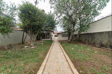 Casa para alugar com 500m², 4 quartos e 2 vagas Casa para alugar com 500m², 4 quartos e 2 vagasJardim